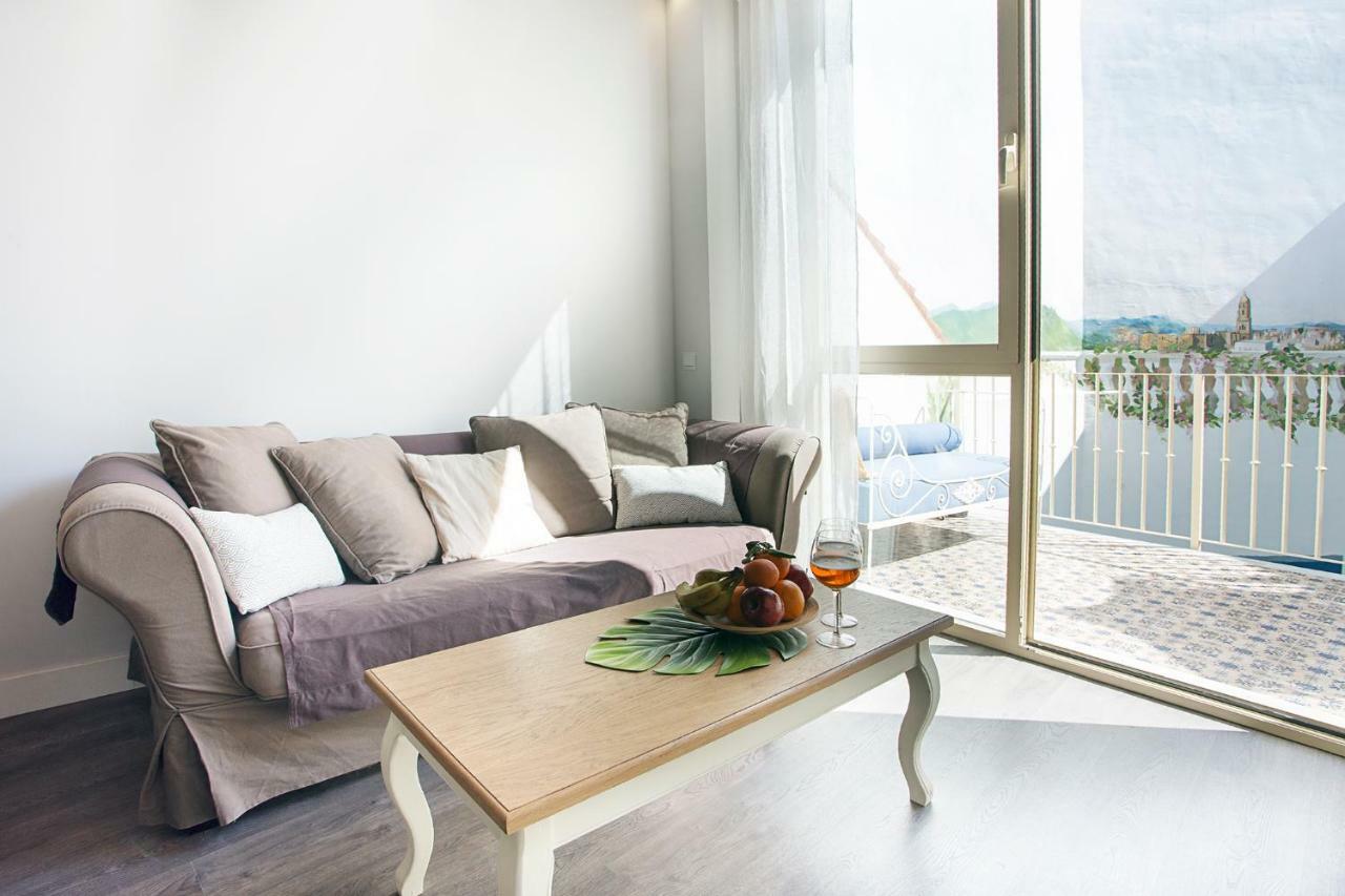 Graffiti Suites Malaga Ngoại thất bức ảnh